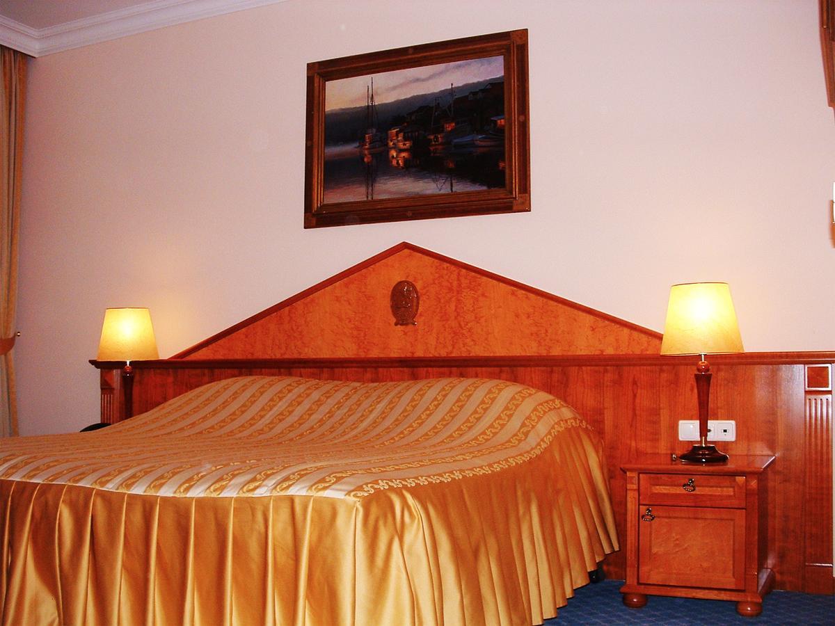 Marina Frapa Resort Rogoznica Cameră foto